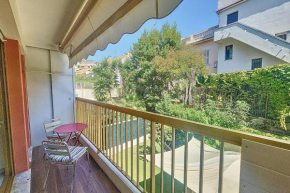 Henri Camille Real Estate- Mikaela - Studio with terrace